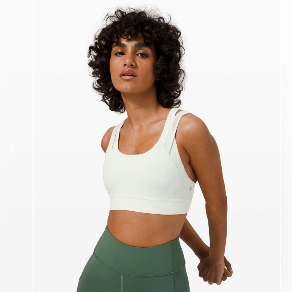 NEW Lululemon GEARED TO TRAIN Medium Support SPRINGTIME light green size 8 $58